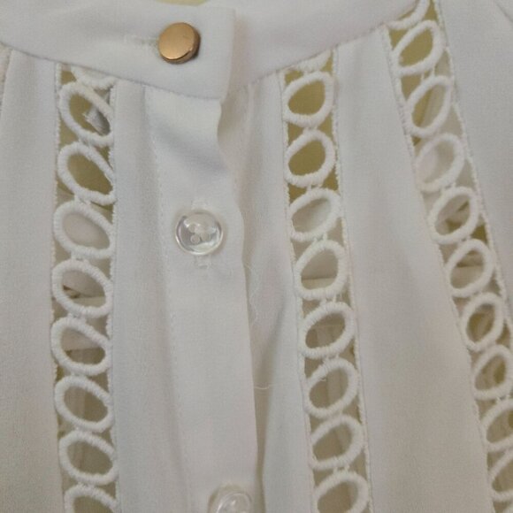 Les Petites Paris Ivory Open Crochet Detail Balloon Sleeve Blouse Size M - Picture 5 of 7